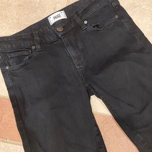 Women’s black skinny jeans